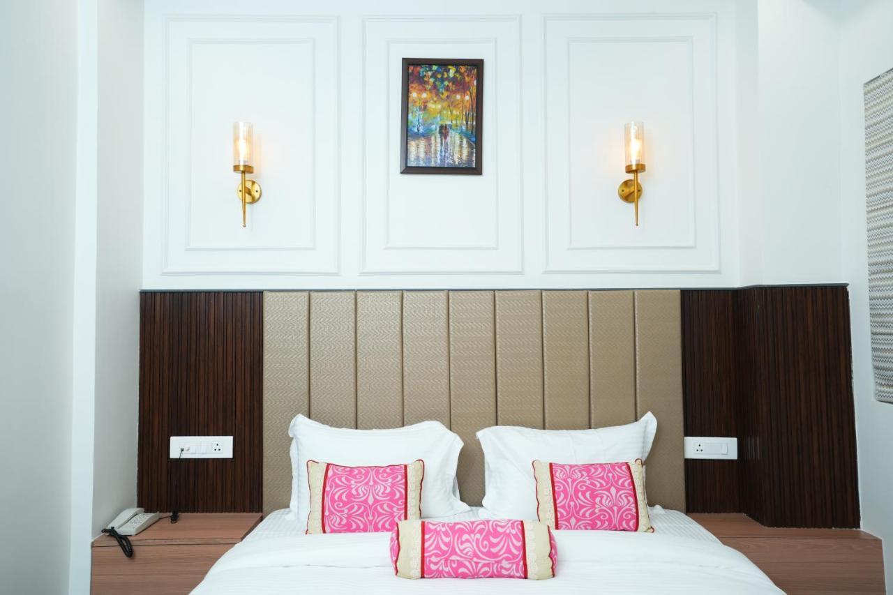 Anaya Retreat Hotell Varanasi Exteriör bild