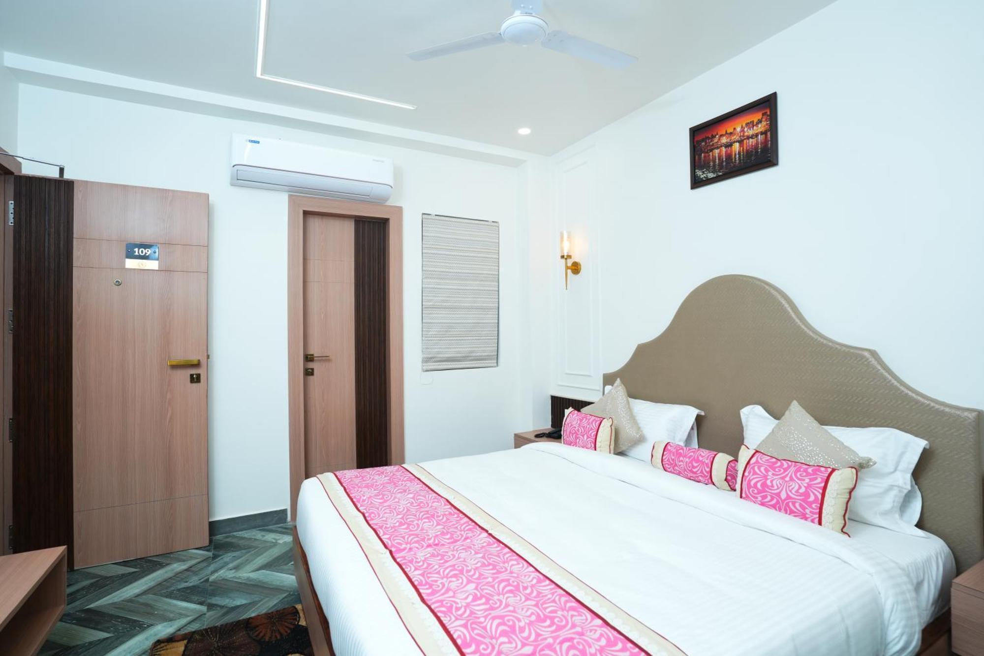 Anaya Retreat Hotell Varanasi Exteriör bild