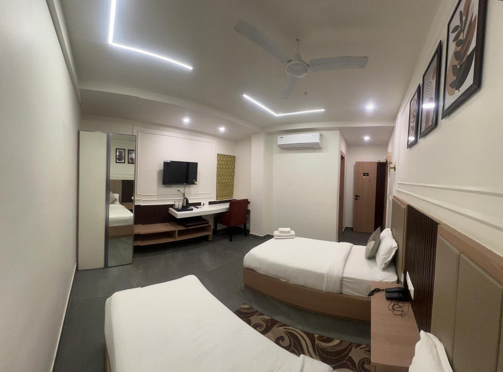 Anaya Retreat Hotell Varanasi Exteriör bild