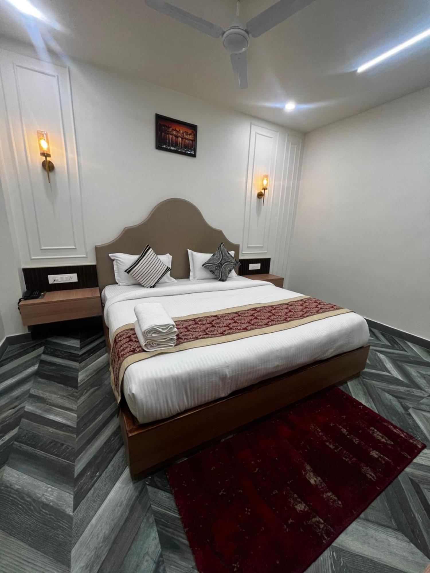 Anaya Retreat Hotell Varanasi Exteriör bild